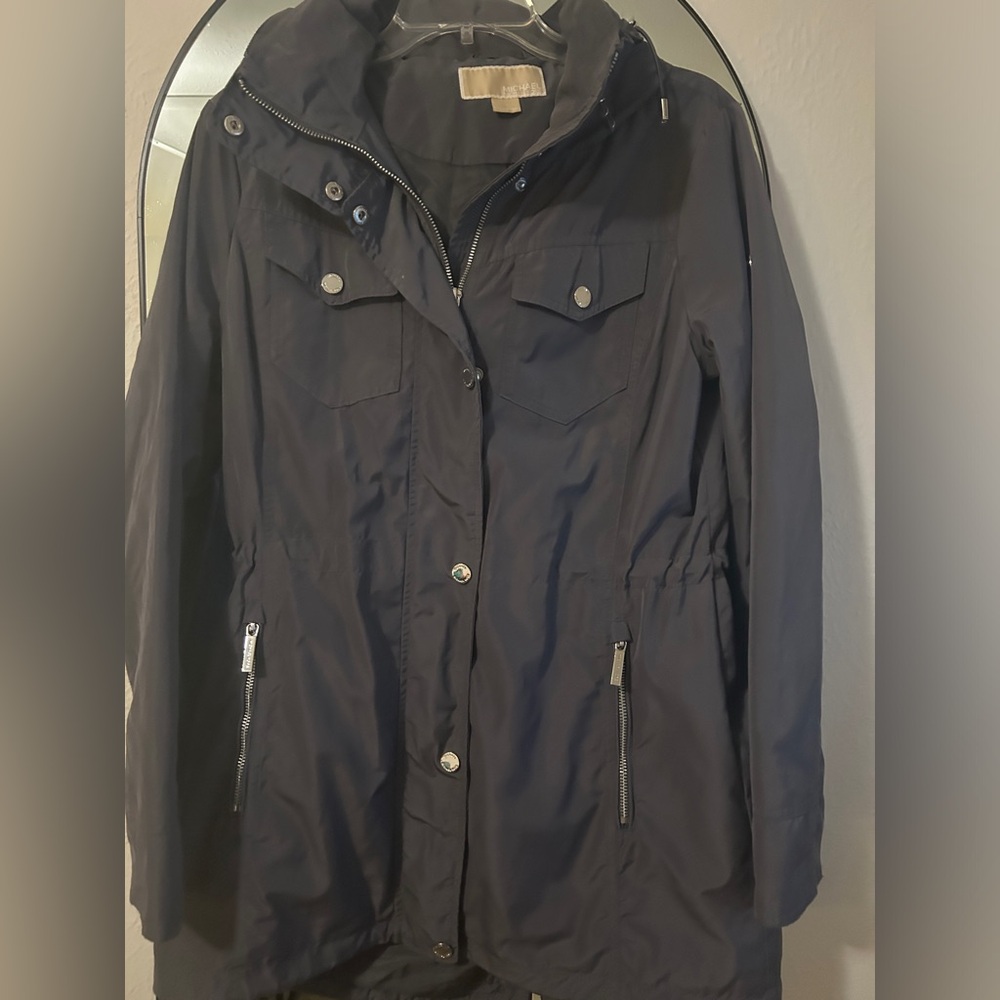 Michael Kors lightweight hooded jacket. Gray size medium